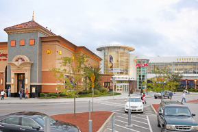 Outside shot of the South Shore Plaza where EverPresent Braintree is located