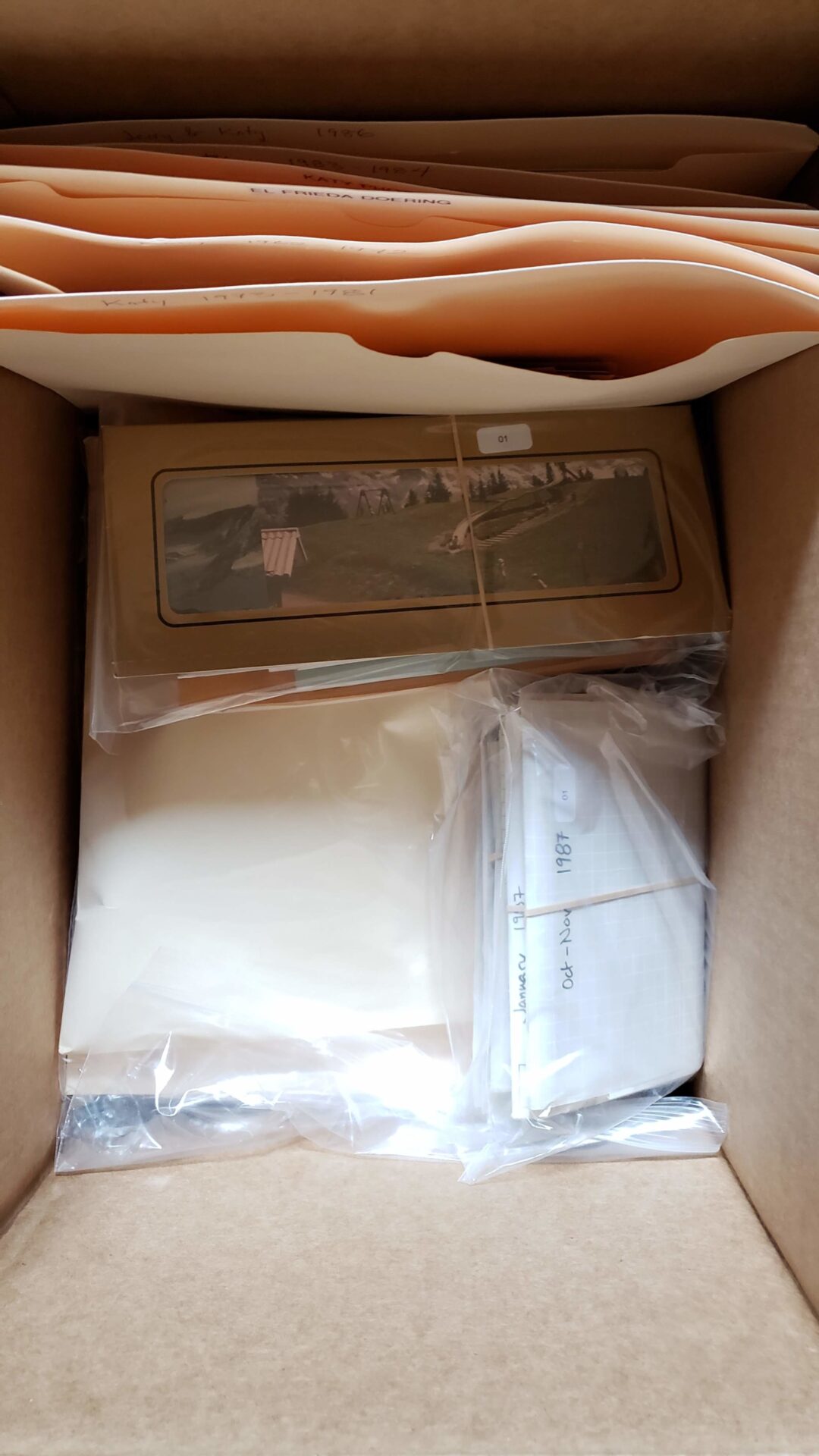 How to pack photos for shipment